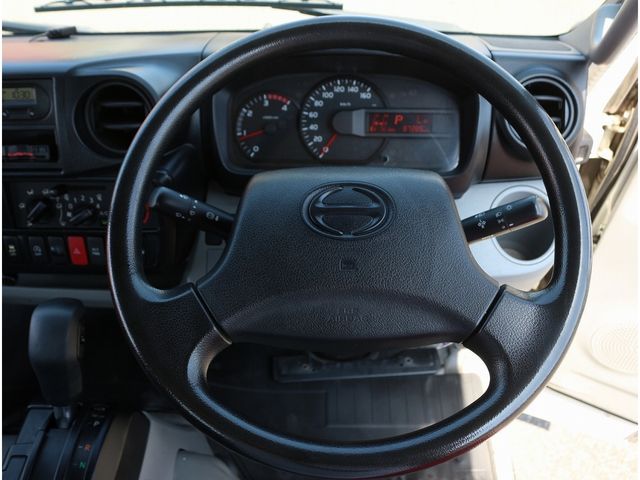 HINO DUTRO 2018 Image 31