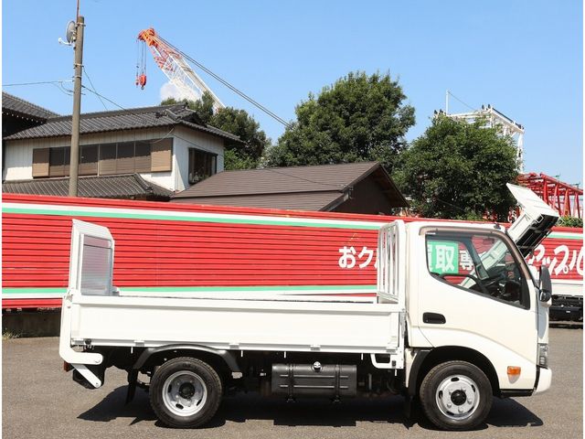 HINO DUTRO 2018 Image 31