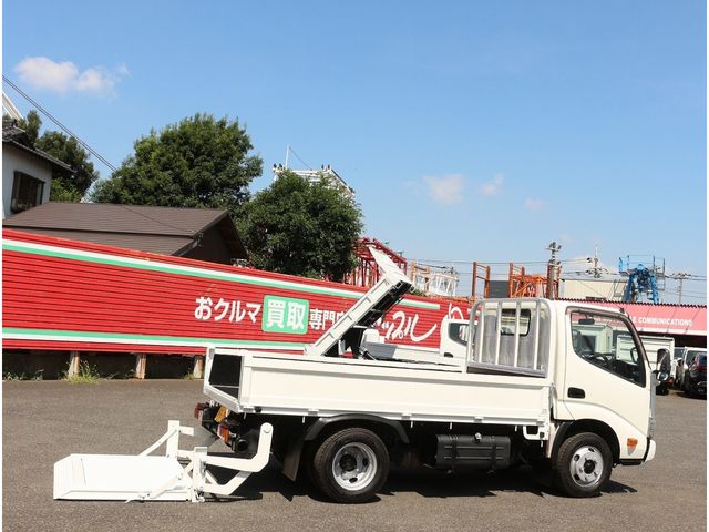 HINO DUTRO 2018 Image 31