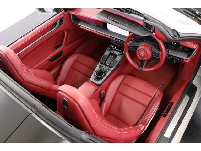 PORSCHE 911 2021 Image 31