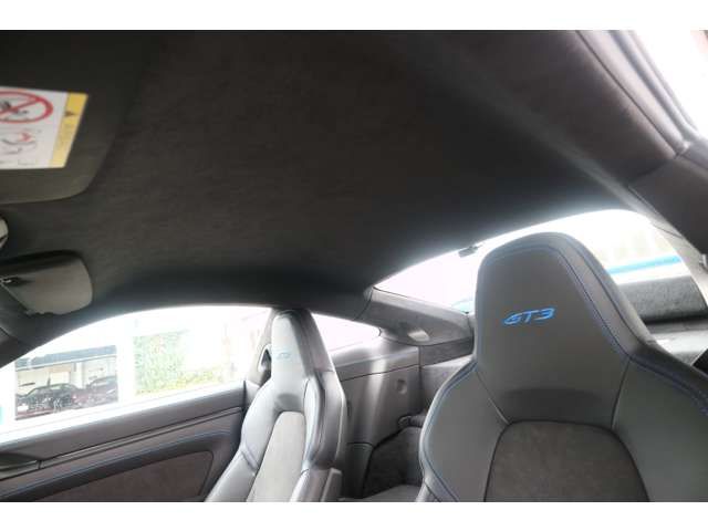 PORSCHE 911 2021 Image 31