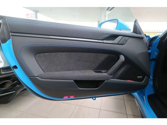 PORSCHE 911 2021 Image 31