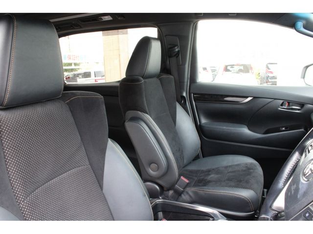 TOYOTA ALPHARD 2021 Image 31