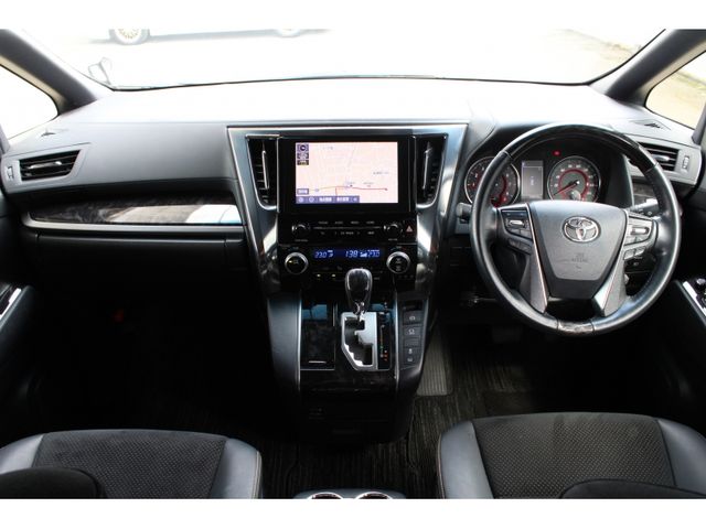 TOYOTA ALPHARD 2021 Image 31