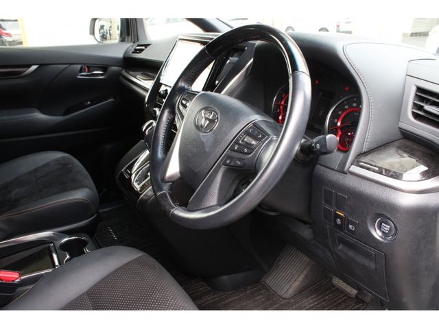 TOYOTA ALPHARD 2021 Image 31