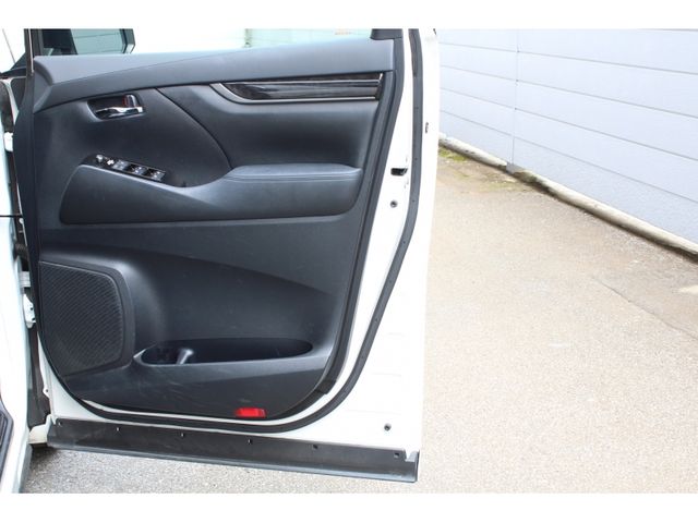 TOYOTA ALPHARD 2021 Image 31