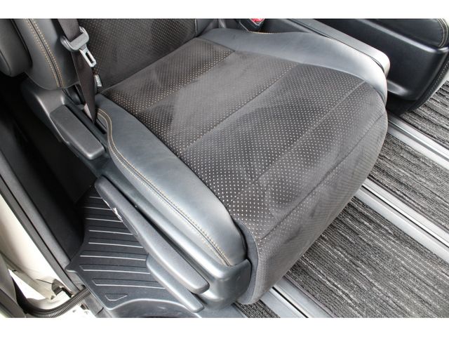 TOYOTA ALPHARD 2021 Image 31