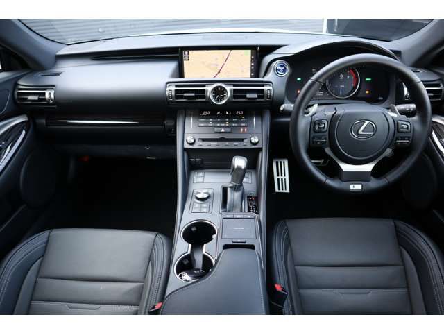 TOYOTA LEXUS RC300H 2022 Image 31