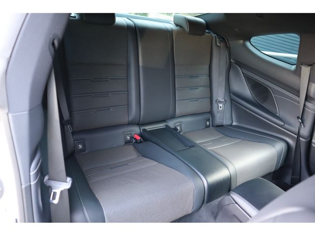 TOYOTA LEXUS RC300H 2022 Image 31