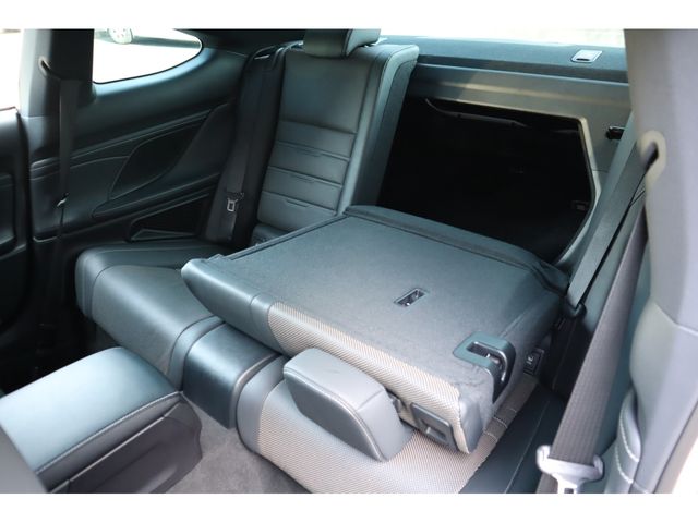 TOYOTA LEXUS RC300H 2022 Image 31