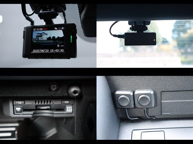 TOYOTA LEXUS RC300H 2022 Image 31