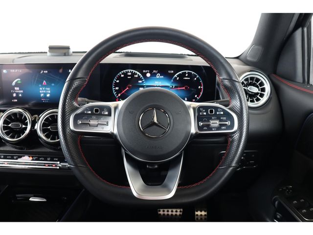 MERCEDES BENZ GLB 2021 Image 31