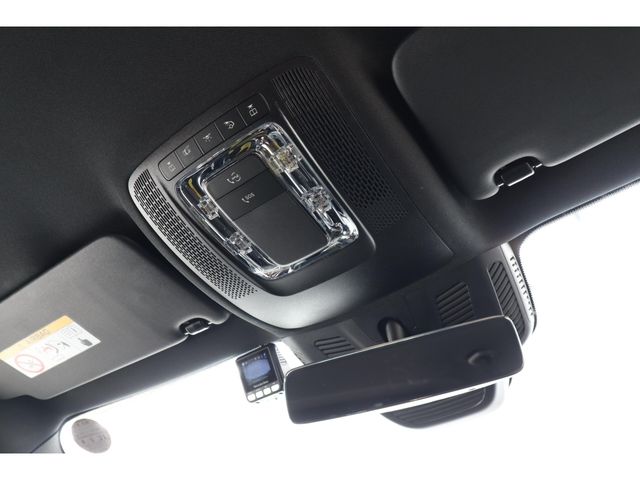 MERCEDES BENZ GLB 2021 Image 31