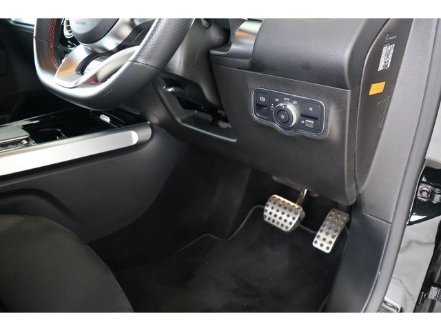 MERCEDES BENZ GLB 2021 Image 31