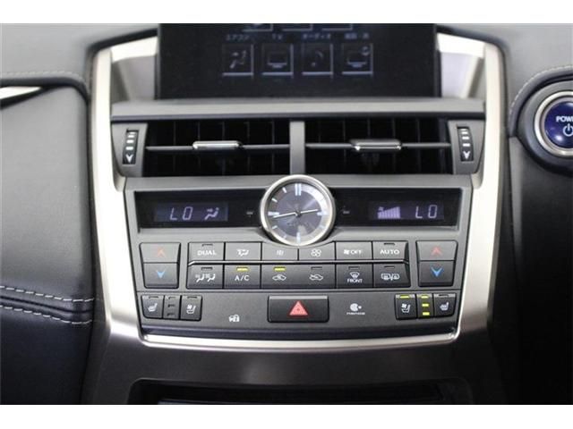 TOYOTA LEXUS NX300H AWD 2014 Image 31