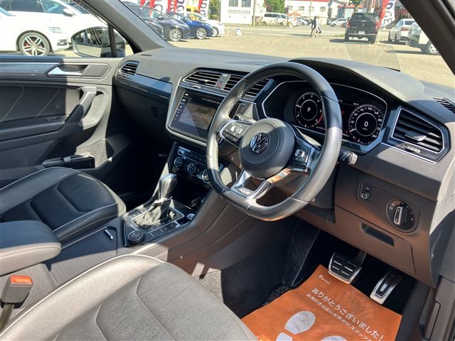 VOLKSWAGEN TIGUAN 2018 Image 31