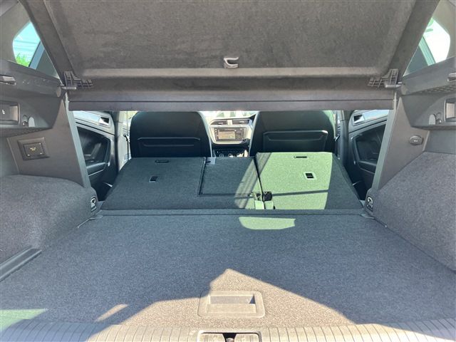 VOLKSWAGEN TIGUAN 2018 Image 31