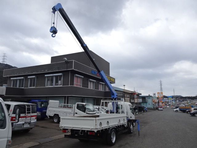 HINO DUTRO 2008 Image 31