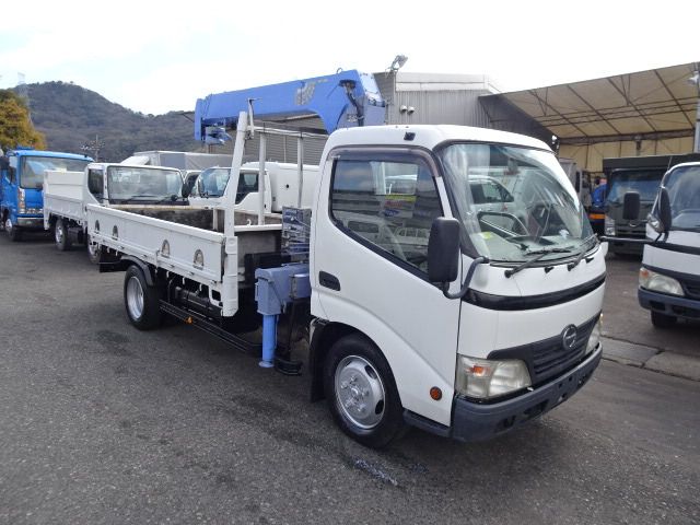HINO DUTRO 2008 Image 31