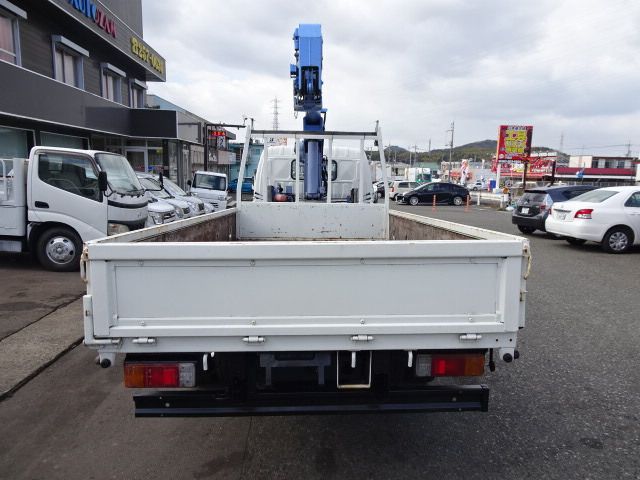 HINO DUTRO 2008 Image 31