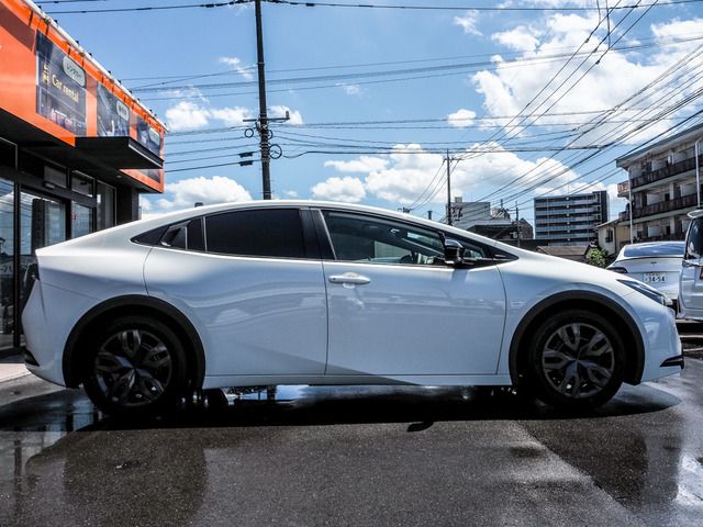 TOYOTA PRIUS 2023 Image 31
