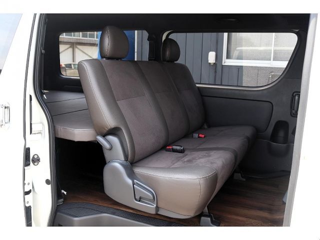 TOYOTA HIACE VAN 2WD 2019 Image 31