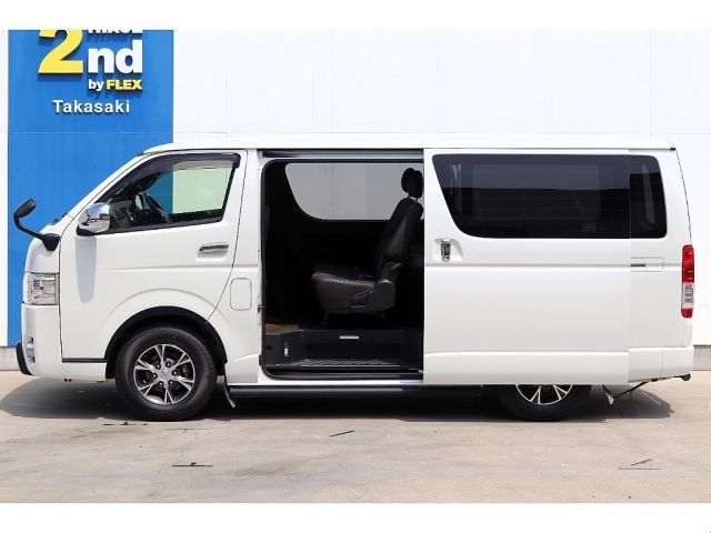 TOYOTA HIACE VAN 2WD 2019 Image 31