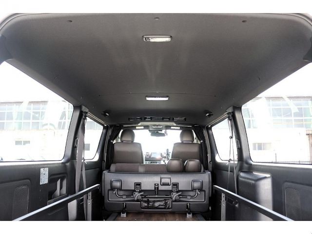 TOYOTA HIACE VAN 2WD 2019 Image 31