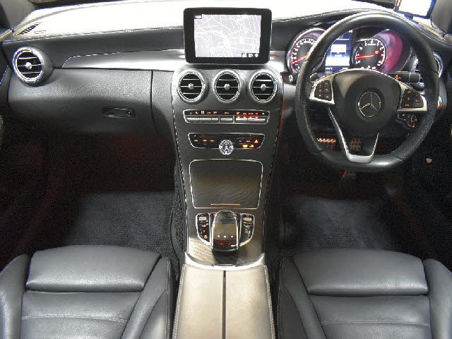 MERCEDES BENZ MERCEDES AMG C STATI 2018 Image 31