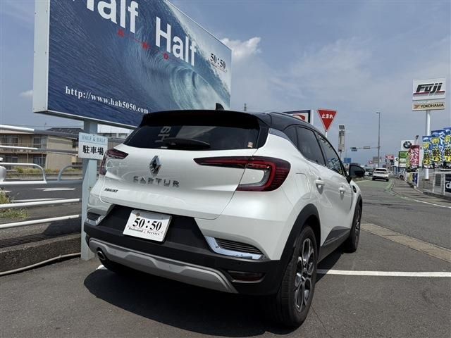 RENAULT CAPTUR 2021 Image 31