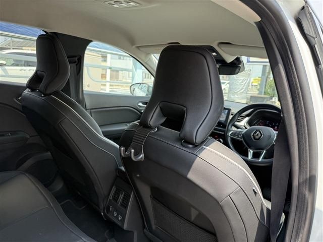 RENAULT CAPTUR 2021 Image 31