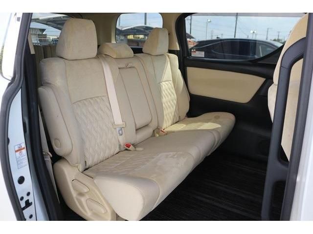 TOYOTA VELLFIRE 2018 Image 31