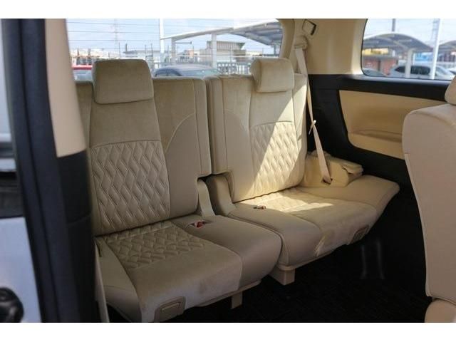 TOYOTA VELLFIRE 2018 Image 31