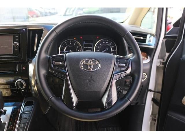 TOYOTA VELLFIRE 2018 Image 31