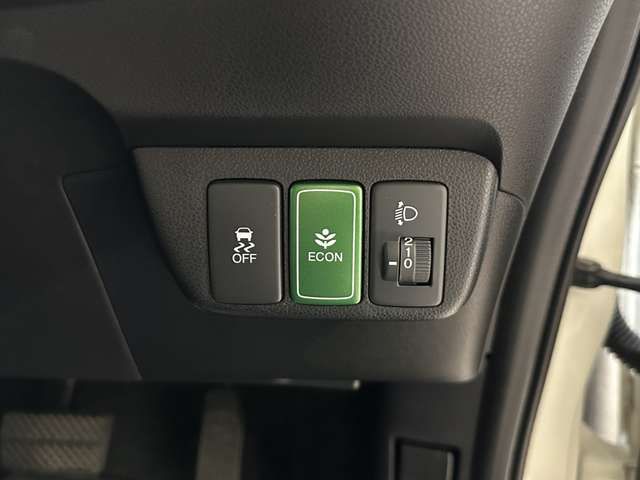 HONDA FIT SHUTTLE HYBRID 2012 Image 31