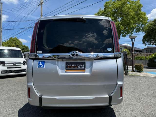 TOYOTA NOAH 2018 Image 31