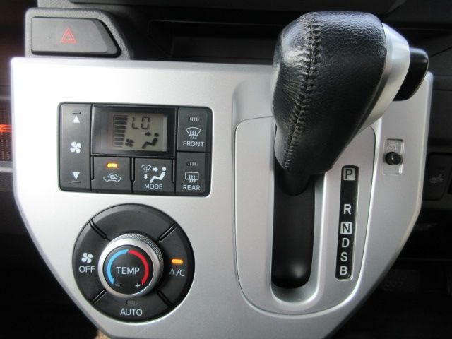 DAIHATSU WAKE 2015 Image 31