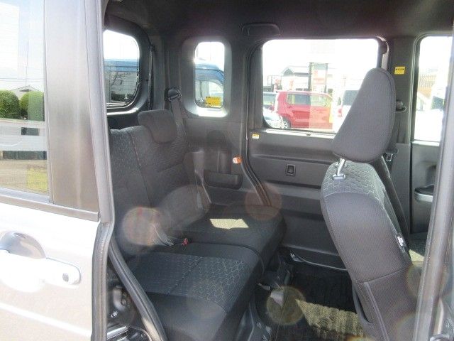 DAIHATSU WAKE 2015 Image 31