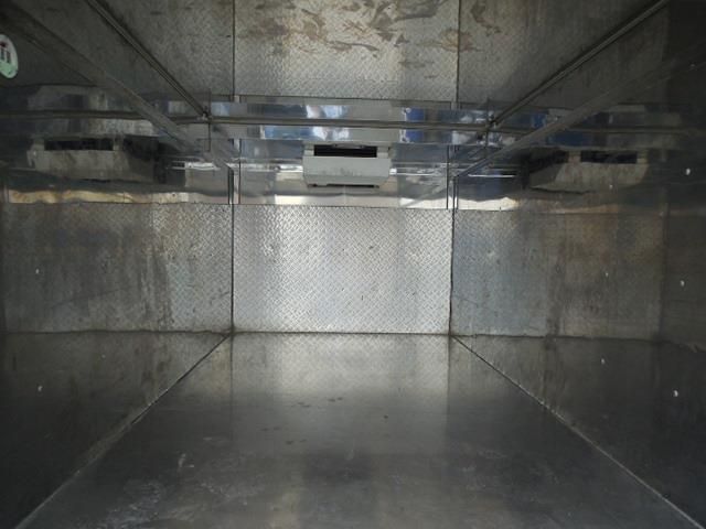 HINO DUTRO 2012 Image 31