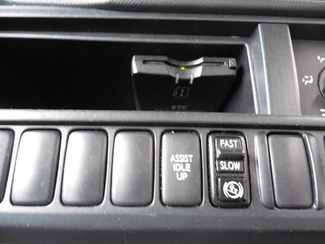 HINO DUTRO 2012 Image 31