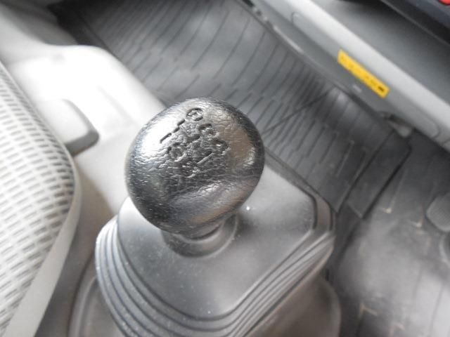 HINO DUTRO 2012 Image 31