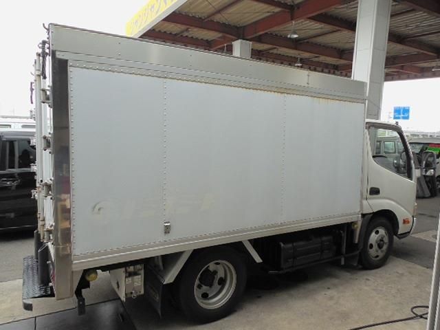 HINO DUTRO 2012 Image 31