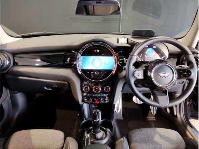 BMW MINI COOPER S 5DOOR 2022 Image 31