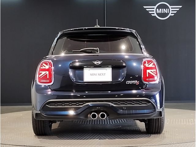 BMW MINI COOPER S 5DOOR 2022 Image 31