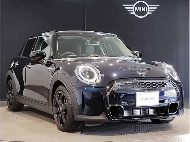 BMW MINI COOPER S 5DOOR 2022 Image 31