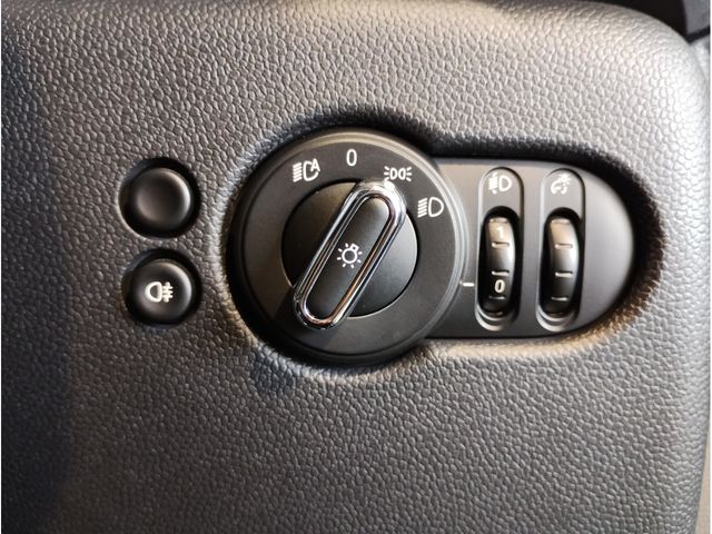 BMW MINI COOPER S 5DOOR 2022 Image 31