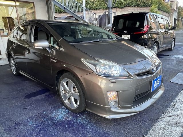 TOYOTA PRIUS 2011 Image 31