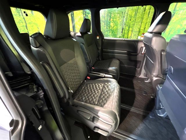 TOYOTA VOXY 2022 Image 31