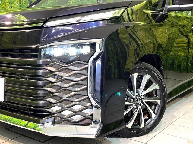 TOYOTA VOXY 2022 Image 31