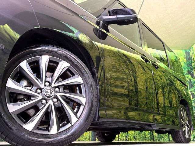 TOYOTA VOXY 2022 Image 31